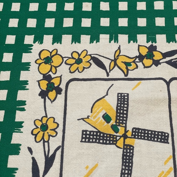 1950’s Retro Tablecloth / Floral / Watch Tower / Sail Boat Pattern Beach Look - Picture 2 of 8